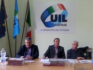 trapani-sciopero-generale-del-12-dicembre-cgil-e-uil-con-un-corteo-e-un-comizio