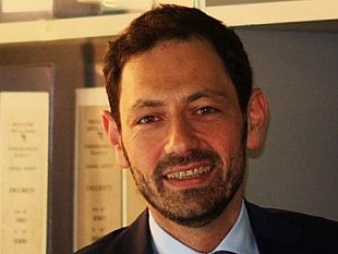 quando-la-pezza-e-peggiore-del-buco-la-replica-dellassessore-razza-alla-campagna-sessista-della-regione