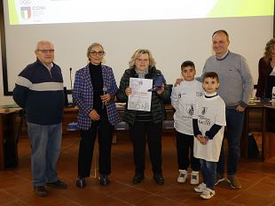 lo-scacco-club-mazara-riceve-la-stella-di-bronzo-del-coni