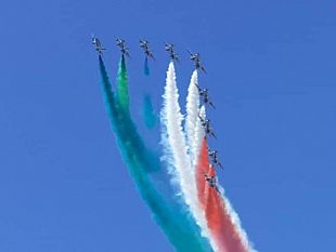 tornano-le-frecce-tricolori-a-pantelleria