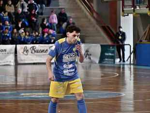 asd-futsal-mazara-2020-permanenza-in-gialloblu-per-il-giocatore-mazarese-michele-novara