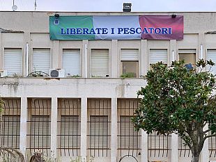 petrosino-la-solidarieta-del-comune-ai-familiari-dei-pescatori-sequestrati-a-bengasi