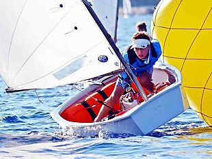 societa-canottieri-marsala-marco-genna-si-classifica-1-italiano-alla-regata-internazionale-di-vela-mediterranean-cup