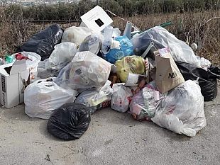 valderice-continua-la-bonifica-e-la-lotta-contro-labbandono-dei-rifiuti