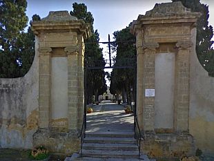 celebrazione-di-ognissanti-e-commemorazione-dei-defunti-apertura-straordinaria-del-cimitero-comunale