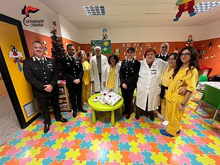 i-carabinieri-portano-doni-ai-bambini-ricoverati-nel-reparto-di-pediatria-dellospedale-borsellino-di-marsala