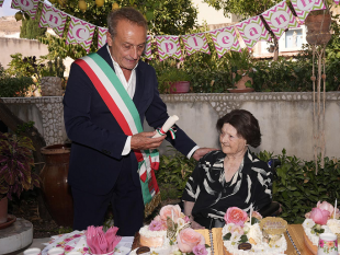 trapani-festeggiati-i-100-anni-della-signora-paola-terranova