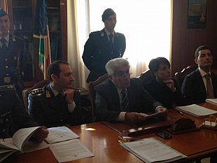 video-sequestro-beni-e-liquidita-per-circa-127milioni-di-euro-all-imprenditore-michele-licata-conferenza-stampa-alla-procura-della-repubblica-di-marsala