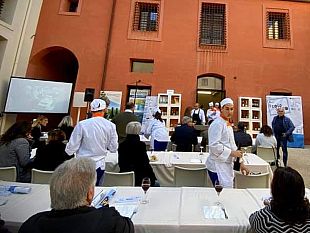 mazara-chiude-i-battenti-la-iii-edizione-de-lisola-del-gusto-la-kermesse-dedicata-alleno-gastronomia-siciliana