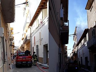 video-mazara-incendio-in-un-giardino-di-un-abitazione-in-via-parini