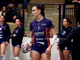 la-schiacciatrice-beatrice-pozzoni-entra-a-far-parte-della-gesancom-marsala-volley