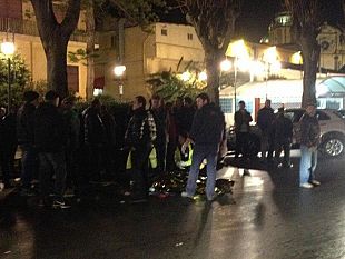 video-incidente-sul-lungomare-mazzini-anziano-grave-ambulanza-arrivata-da-petrosino-scarsa-illuminazione-del-lungomare