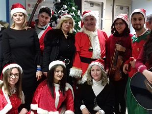 il-tdm-e-la-rivista-insieme-per-regalare-un-pomeriggio-di-natale-ai-pazienti-dellospedale-di-castelvetrano
