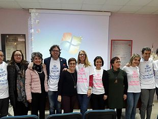 10702-i-ginecologi-dell-asp-incontrano-gli-studenti-per-il-progetto-scuola-gyn