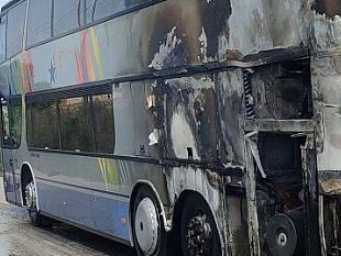 fiamme-in-autobus-che-collega-menfi-a-santa-margherita-in-salvo-i-viaggiatori
