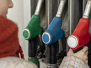caro-carburanti-nelle-isole-minori-partita-da-pantelleria-la-mozione-allars-per-la-carta-carburante