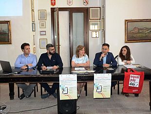 mazara-seminario-divulgativo-sul-tema-startup-futuro-connesso-al-femminile