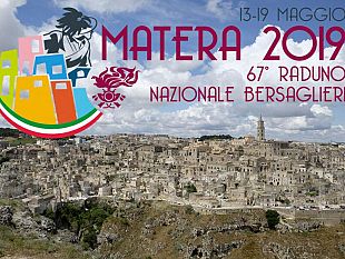 esercito-italiano-una-rappresentanza-del-6-reggimento-della-brigata-aosta-al-67-raduno-nazionale-dei-bersaglieri