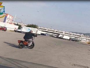 cieco-con-pensione-dinvalidita-ma-andava-in-bici-arrestato