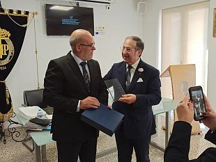 lunione-maestranze-porta-in-spagna-le-tradizioni-della-settimana-santa