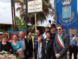 castelvetrano-intitolato-il-molo-di-ponente-alle-vittime-castelvetranesi-dell-affondamento-del-piroscafo-conte-rosso
