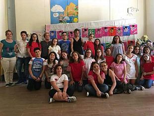 riciclo-fantasia-e-creativita-in-mostra-al-ii-circolo-didattico-ruggero-settimo