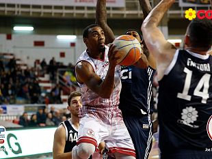 basket-trapani-cala-il-tris-trascinata-da-un-ottimo-nwohuocha