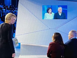 mazaramarsala-a-ce-posta-per-te-sara-chiude-la-busta-mio-marito-ha-27-anni-piu-di-me-non-lo-accettano