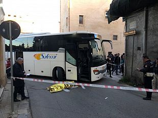 travolta-da-un-autobus-muore-sul-colpo-una-donna-castelvetranese