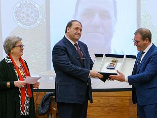 premio-citta-di-castellammare-e-michael-colomba-la-persona-dellanno-2025