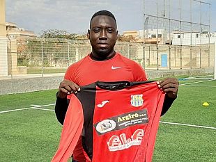 altro-gran-colpo-del-mazara-in-gialloblu-il-portiere-lamin-ceesay