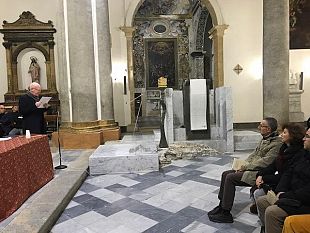 oggi-la-dedicazione-e-la-benedizione-del-nuovo-altare-e-del-nuovo-ambone-della-chiesa-madre