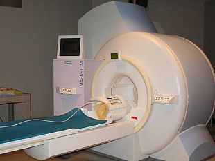 per-la-prima-volta-in-provincia-di-trapani-effettuata-risonanza-magnetica-cerebrale-su-un-neonato