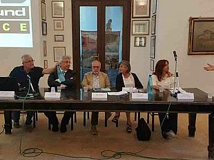 mazara-il-pd-discute-sui-vaccini-molto-apprezzato-l-intervento-del-dott-pulvirenti
