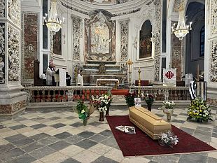 trapani-laddio-a-padre-adragna-accompagnaci-dal-cielo