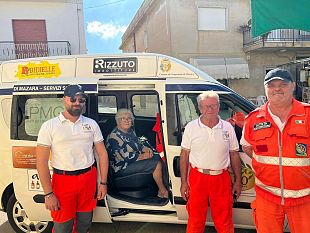 campobello/campobello-grande-successo-ed-apprezzamento-per-il-taxi-sociale