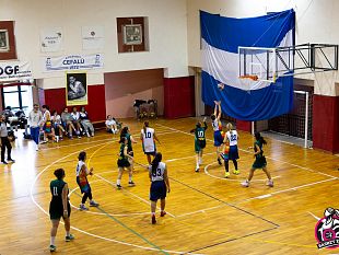 seconda-vittoria-stagionale-per-la-102-basket-erice-battuto-70-57-basket-cefalu-1972-asd