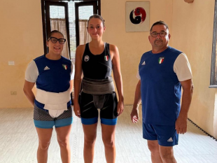 pantelleria-due-campionesse-europee-di-sumo-si-allenano-nel-dojo-irnm