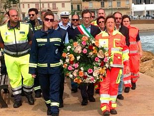 castelvetrano-messa-di-suffragio-a-marinella-di-selinunte-per-ricordare-la-tragedia-di-lampedusa