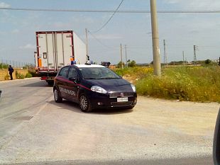 mazara-tre-i-malviventi-che-hanno-rapinato-il-tir-fermato-sulla-ss115-si-sono-dati-alla-fuga-alla-vista-dei-carabinieri