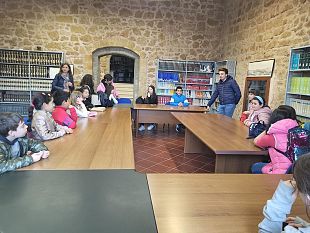 tutti-inredazione-piccoli-giornalisti-della-radice-pappalardo-in-azione