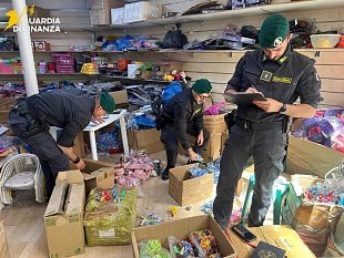 sequestrati-62-mila-giocattoli-e-accessori-contraffatti-denunciato-grossista