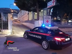 i-carabinieri-scortano-in-ospedale-donna-di-castellammare-incinta-che-partorisce-in-auto