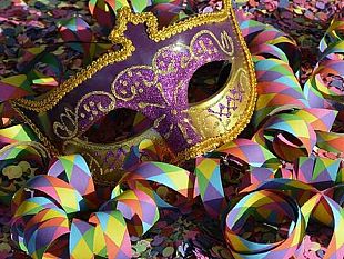 vita-carnevale-2020-si-torna-a-ballare-al-centro-sociale-attesa-per-la-sfilata