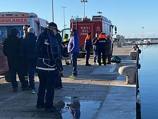 mazara-recuperato-il-corpo-di-un-uomo-privo-vita-nel-porto-canale