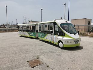mazara-il-trenino-turistico-elettrico-gommato-e-arrivato-in-citta