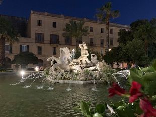 trapani-risorge-la-fontana-del-tritone