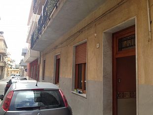 mazara-furto-in-una-traversa-di-via-sansone-nonostante-proprietari-in-casa-orde-di-giovani-ladri-operano-in-citta