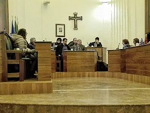 incendi-consiglio-comunale-straordinario-aperto-il-5-settembre-alle-ore-18-nellaula-consiliare-di-corso-mattarella