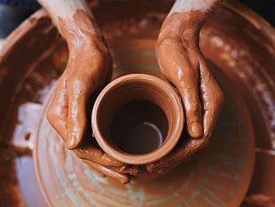 casa-della-comunita-speranza-dai-sogni-ai-bisogni-laboratorio-di-ceramica